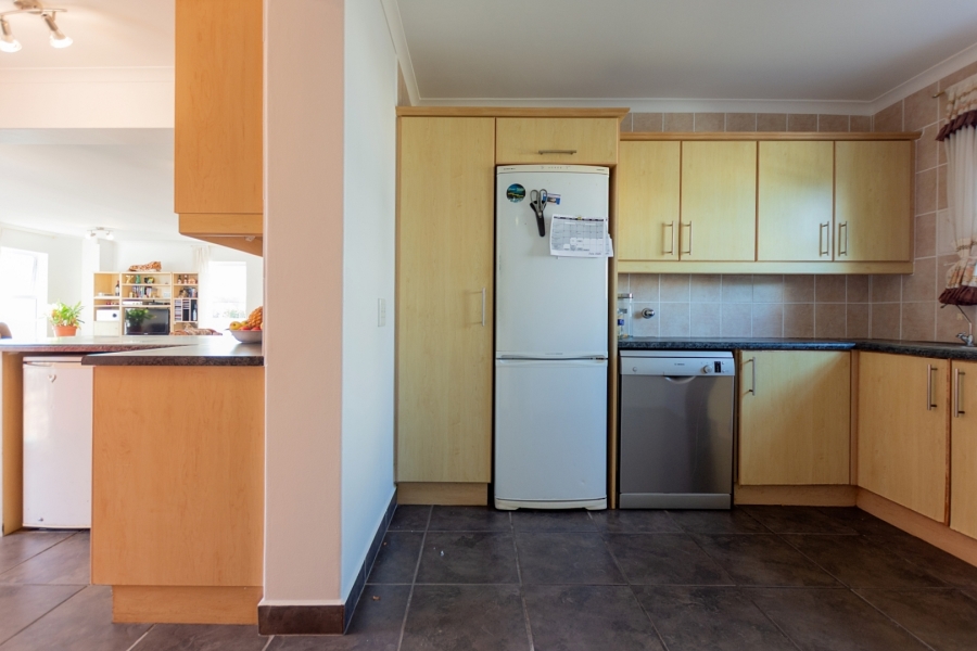 4 Bedroom Property for Sale in Waterfront Western Cape